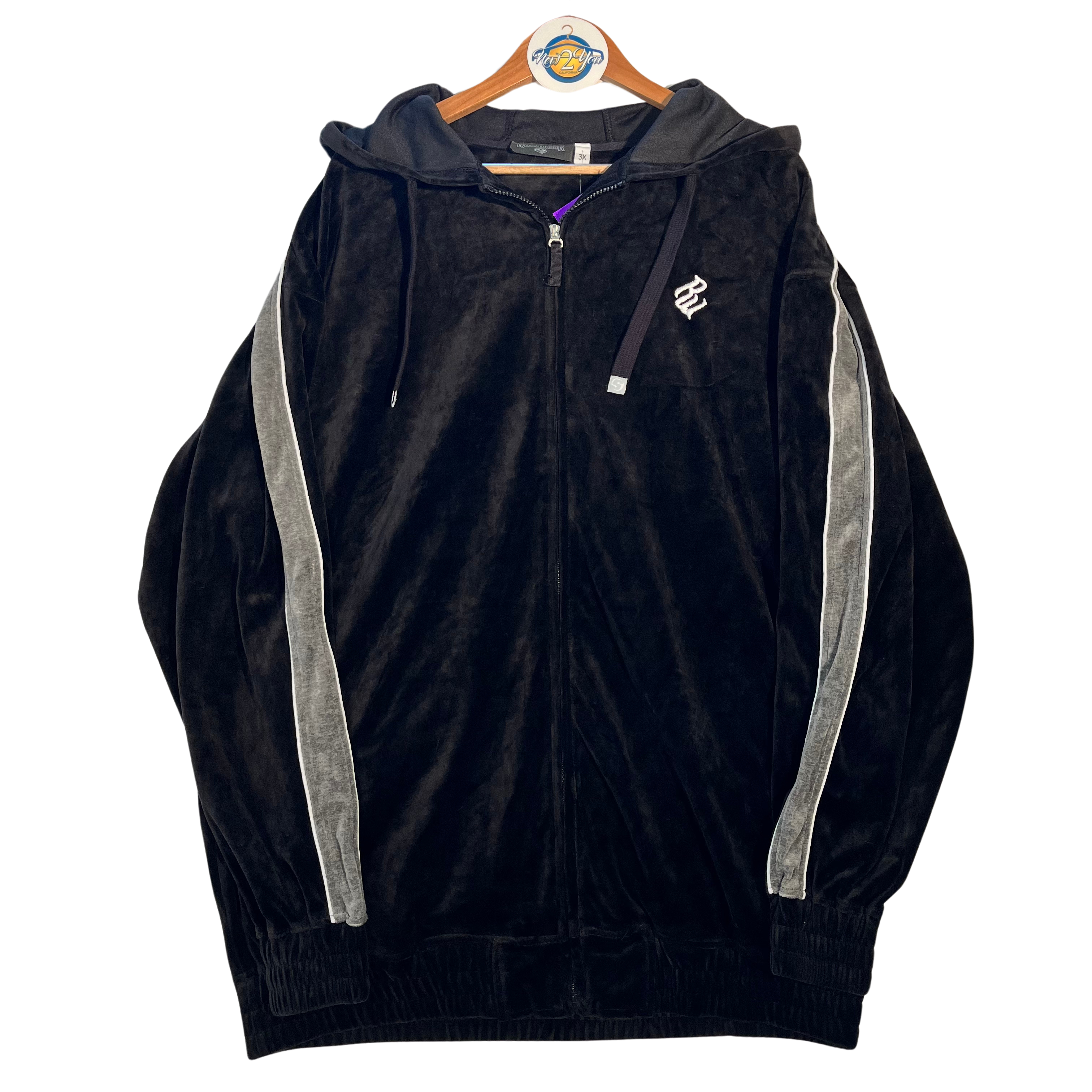 Rocawear Black Velour Sweat Jacket – New2You LX Rocawear Black Velour Sweat Jacket – New2You LX