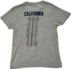 Cal 'Bear Days' V-Neck Graphic Tee - Grey