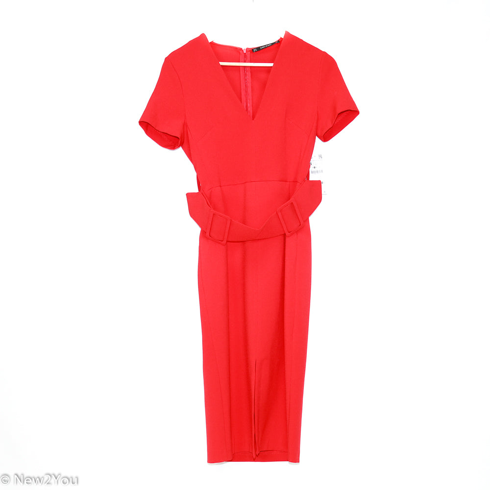 zara midi red dress Zara Spring Try-On Haul: Pretty Dresses Edition