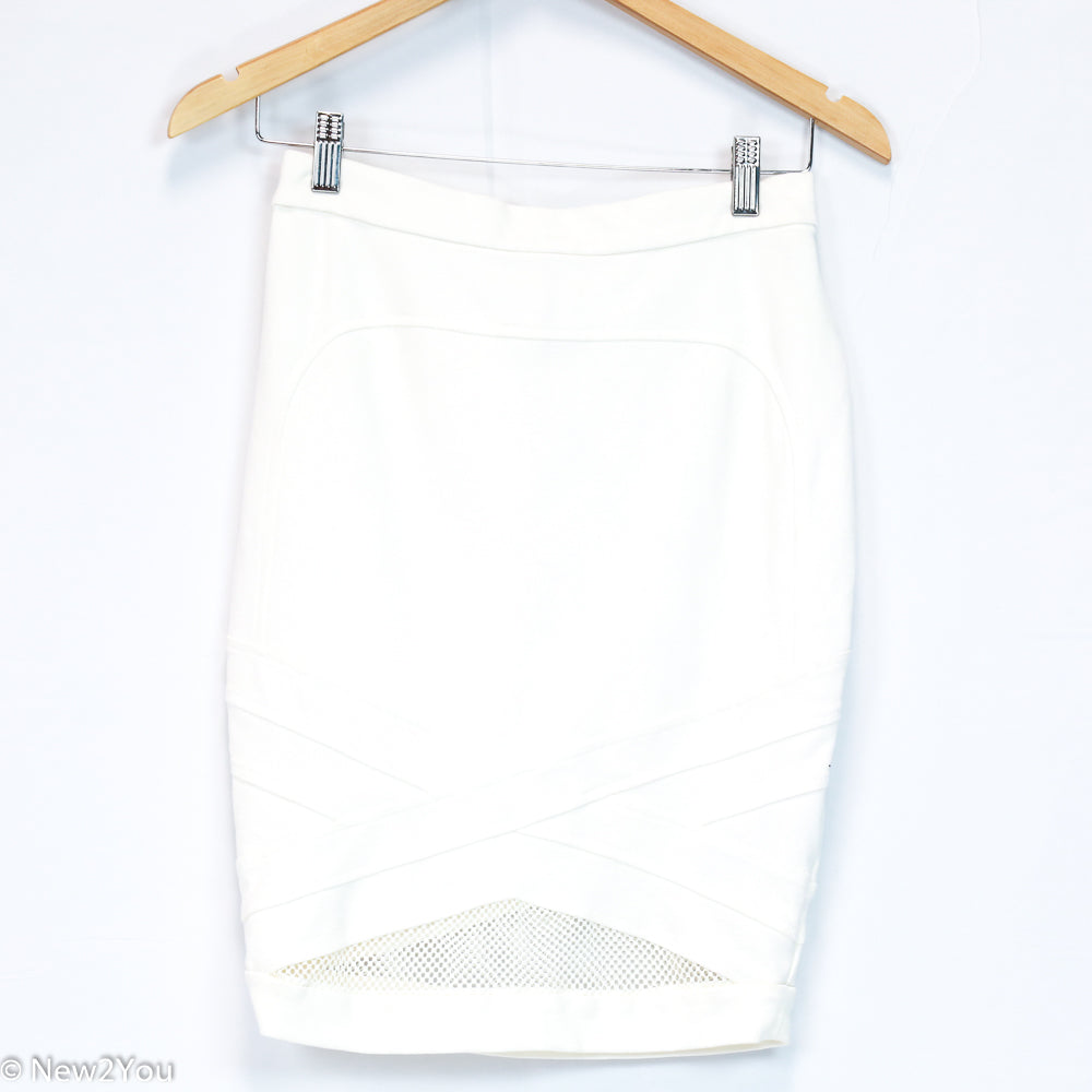White Pencil Skirt (Guess) - New2Youlx