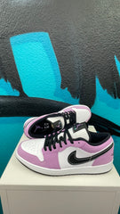 Air Jordan 1 Low SE 'Light Purple'