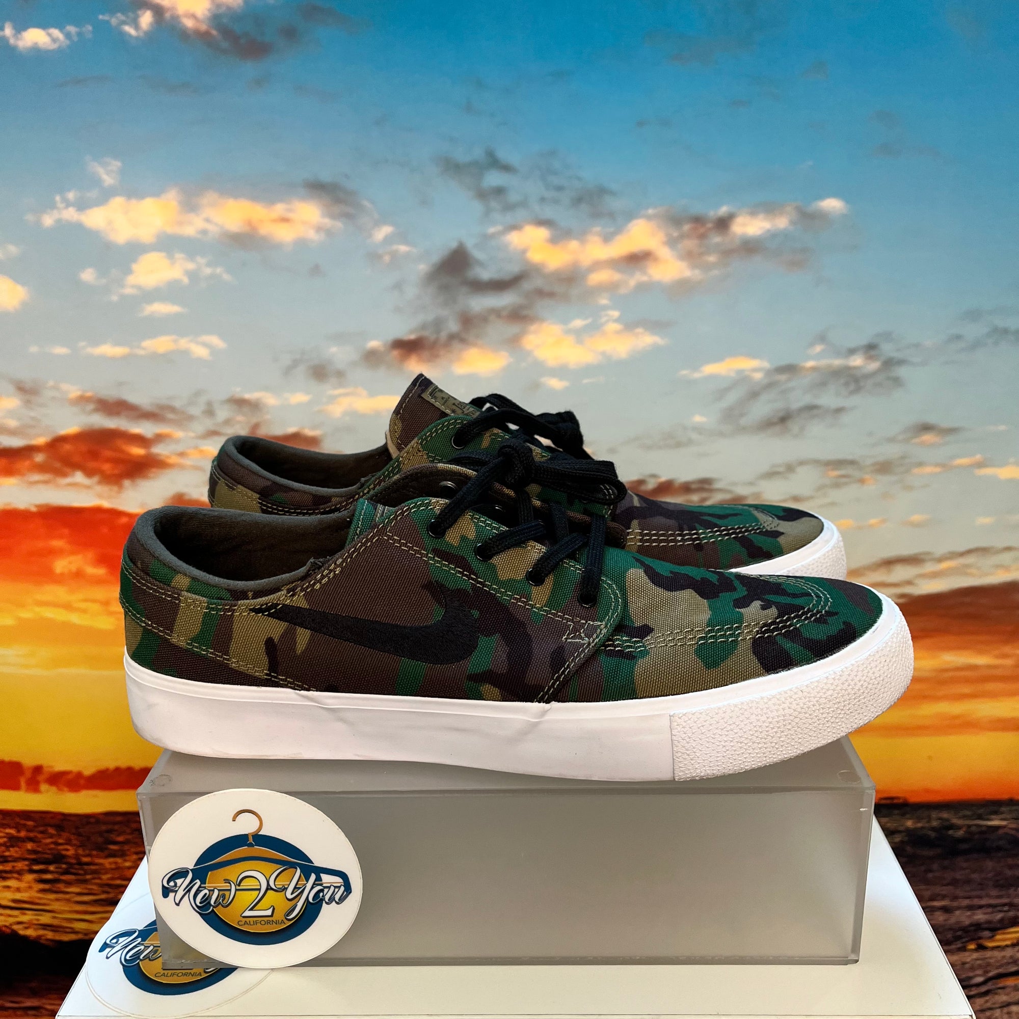 Nike janoski canvas sales