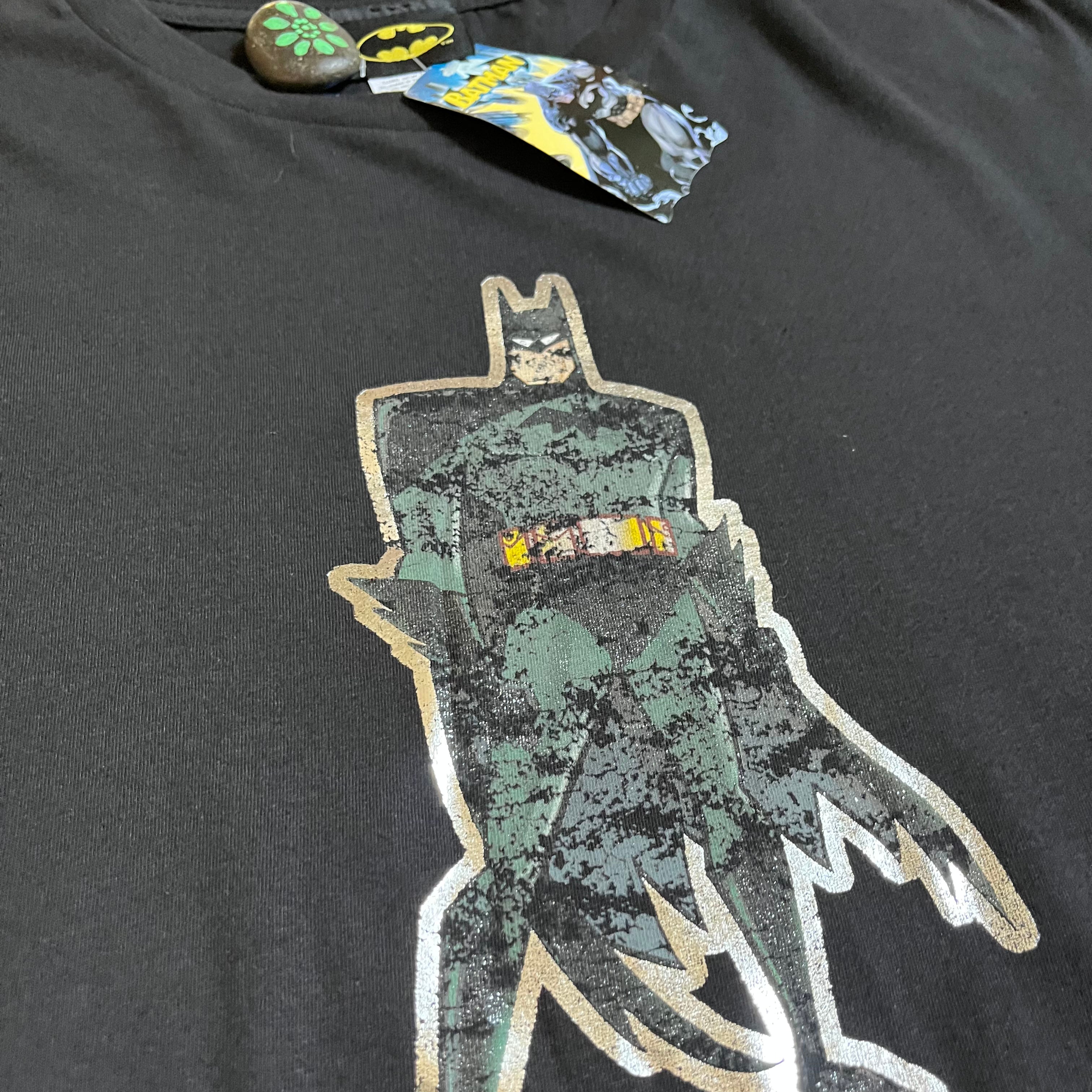 NWT DC Comics Batman Tee Foil Outline - Black