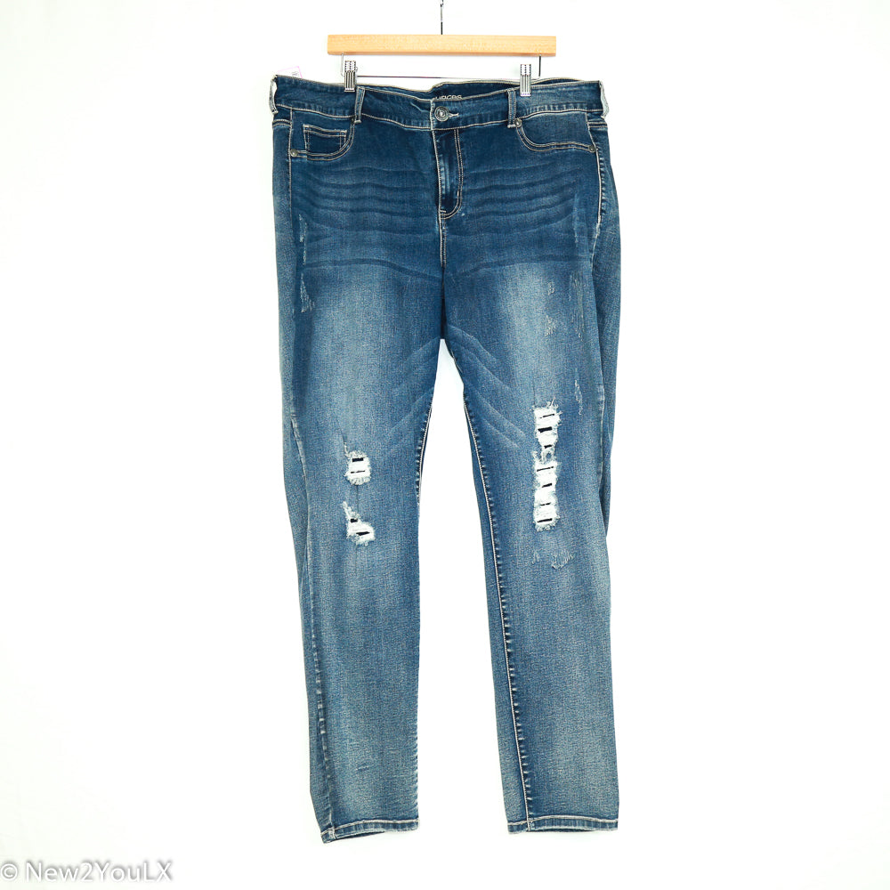 Women's Distressed Jeans (Maurices) - New2Youlx